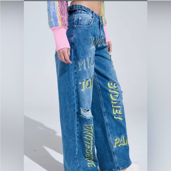 AKIRA Blue Jeans with Yellow & Blue Embroidered Various Destination Lettering - Picture 4 of 5